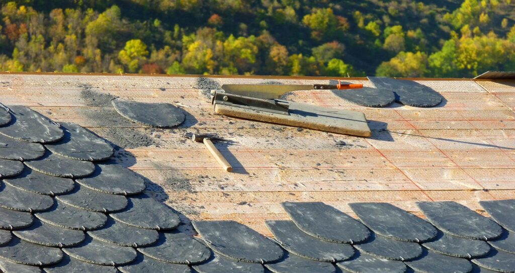 Kosten für Handwerker berechnen 6 Dach neu eindecken
